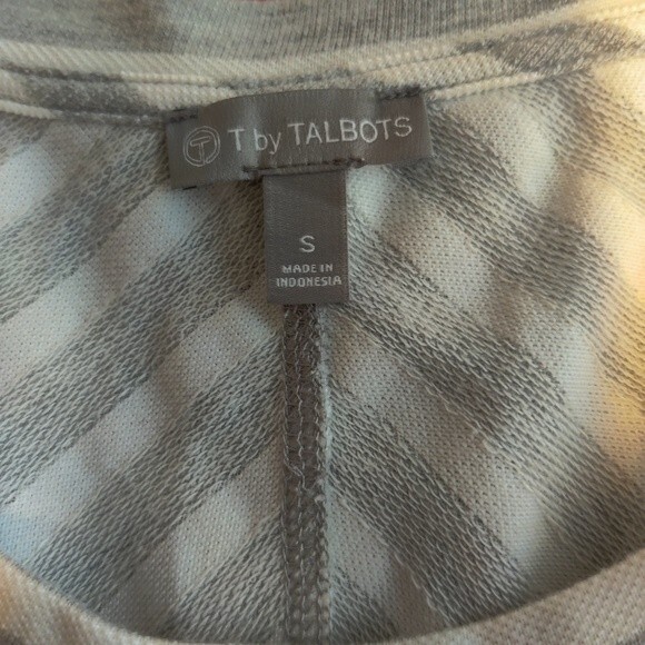 T by Talbots Athleisure Gray & Off White Chevron Print Dress Women’s Sz. Small - Picture 3 of 4